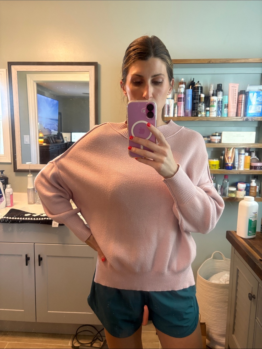 Women's Crewneck Relaxed Pink Sweater